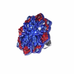 Anel formato flor azul com strass vermelho brilho intenso
