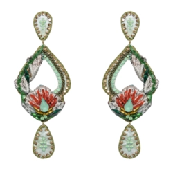 Brinco verde gota com bordado floral e pedrarias coloridas moderno e chique