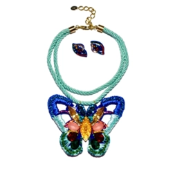 Conjunto colar e brincos borboleta colorida com pedrarias